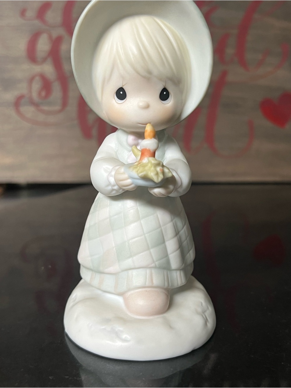 Precious Moments "December" Girl Candle Bonnet Figurine Vintage 1988 #110116